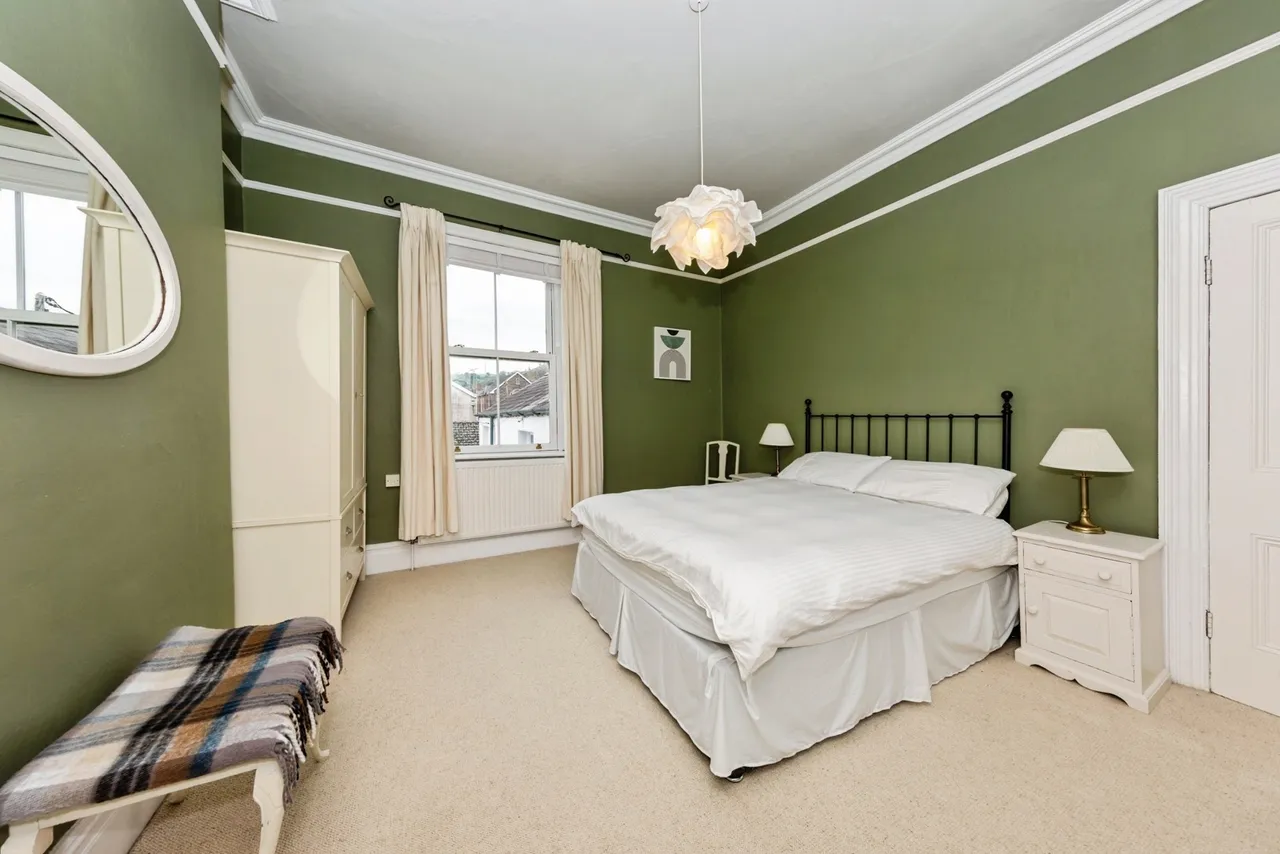 The Esplanade, Carmarthen, SA31, photo 11