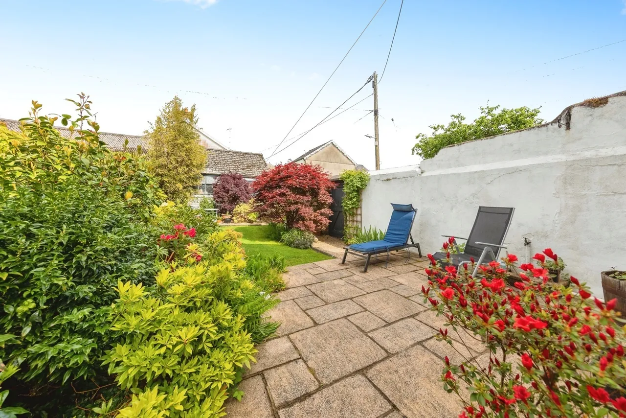 The Esplanade, Carmarthen, SA31, photo 15