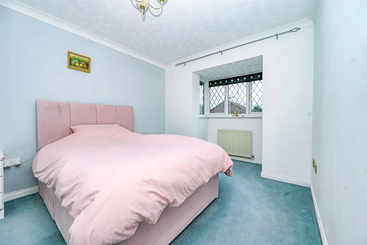 Launton Close, Luton, LU3, photo 7