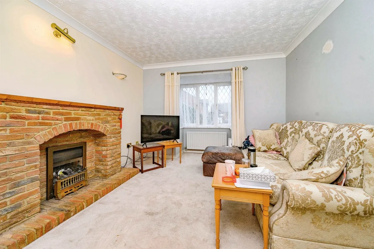 Launton Close, Luton, LU3, photo 14