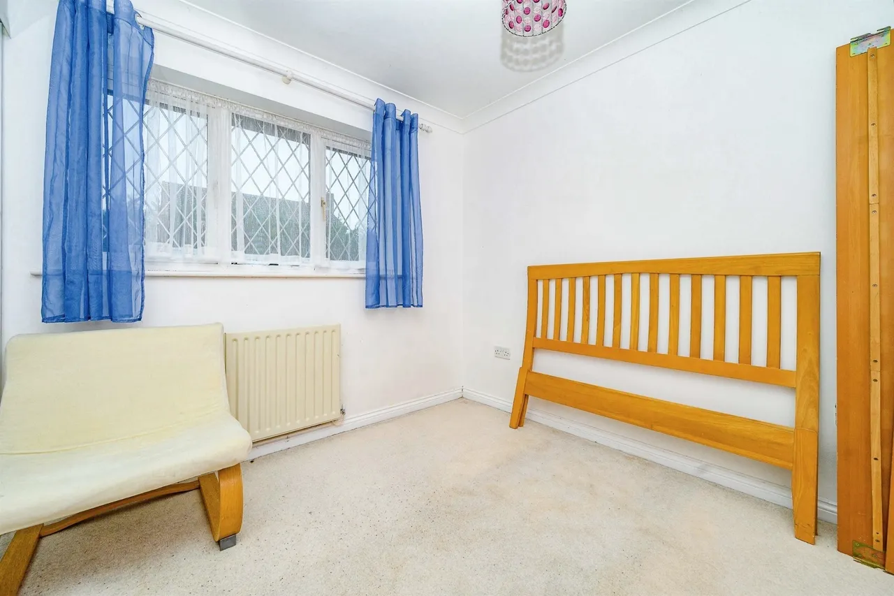 Launton Close, Luton, LU3, photo 8