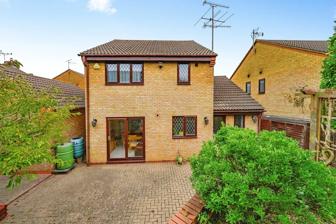 Launton Close, Luton, LU3, photo 18