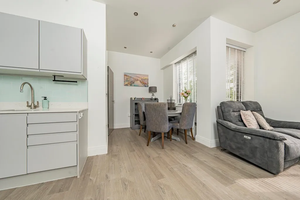 Frayswater Place, Uxbridge, UB8, photo 5
