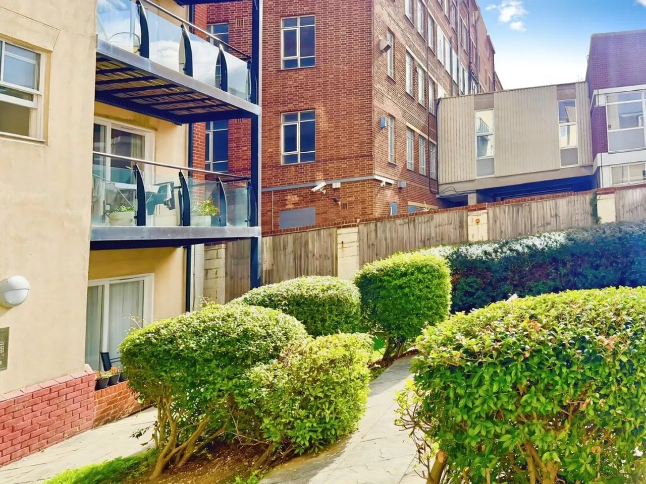 Copperfield Court, New Dover Road, Canterbury, photo 8