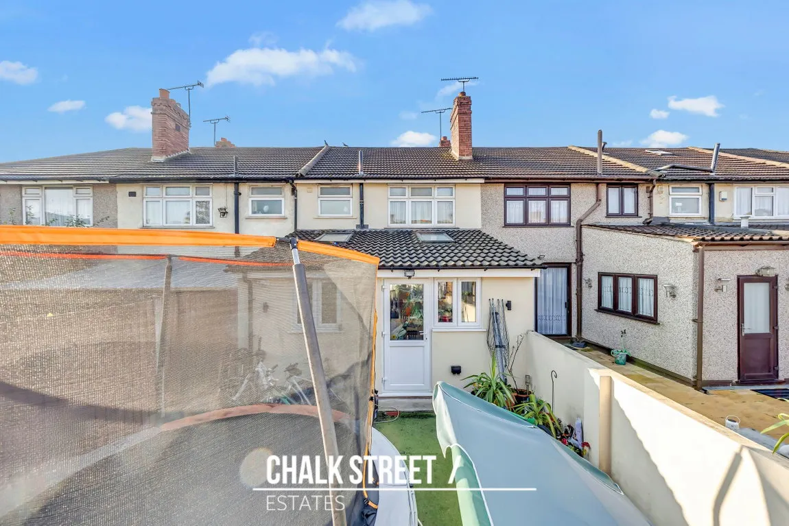 New Road, Dagenham, RM10, photo 17