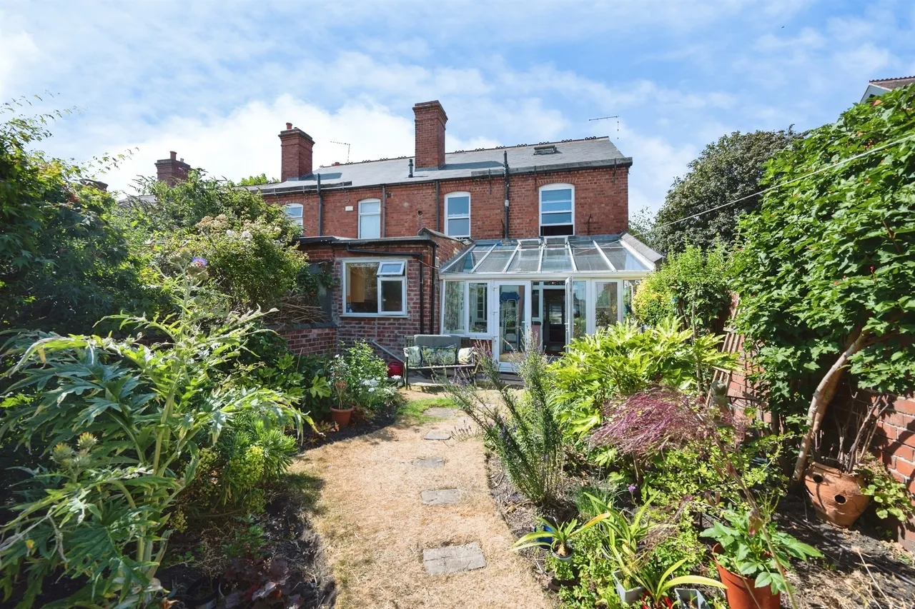 Selborne Road, Dudley, photo 4
