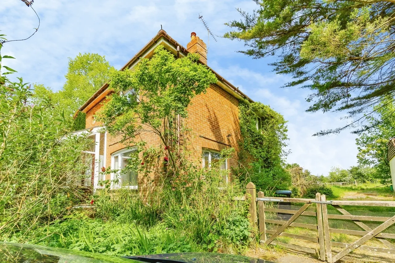 4 bed house for sale, Main Road, Hadlow Down, TN22