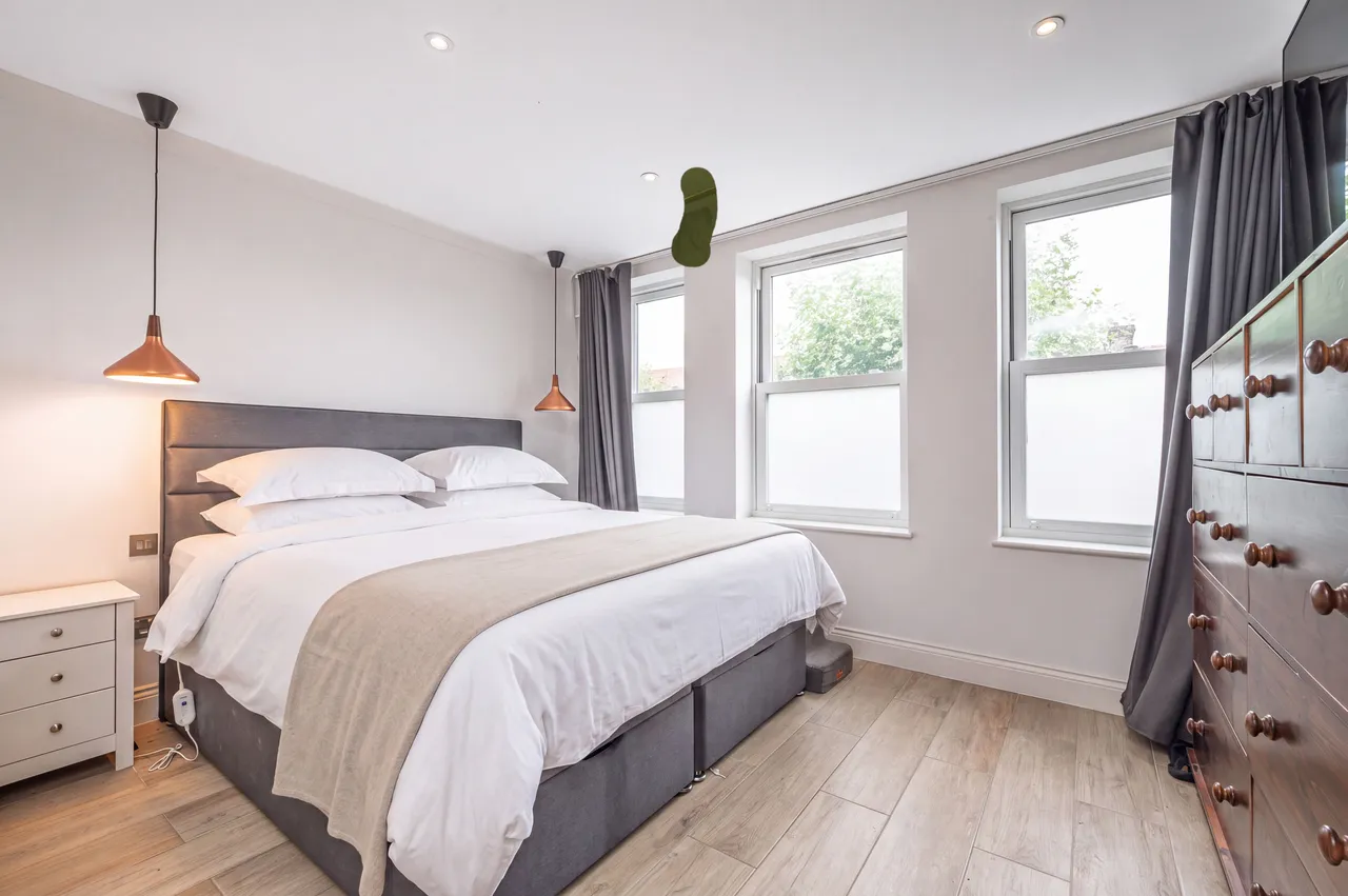 3 Hylmary Court, Woodstock Road, London, photo 4