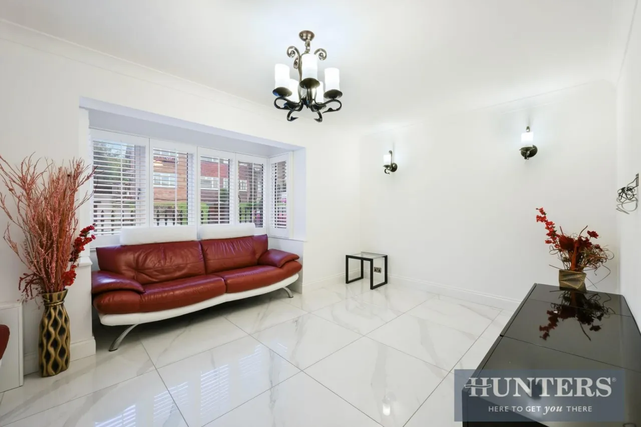 Rosebery Road, Epsom, photo 11