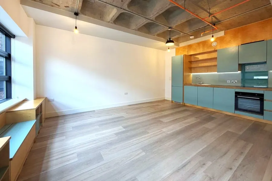 1 bed flat to rent, Locke Way, Woking, GU21