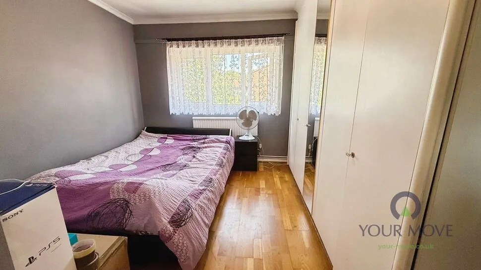 Aisher Road, London, SE28, photo 8