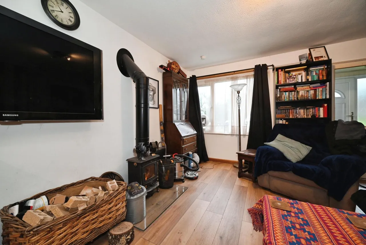 Blagrove Drive, Wokingham, RG41, photo 2