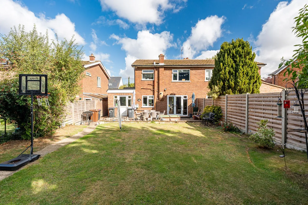 Evergreen Road, Ware, SG12 7JJ, photo 2
