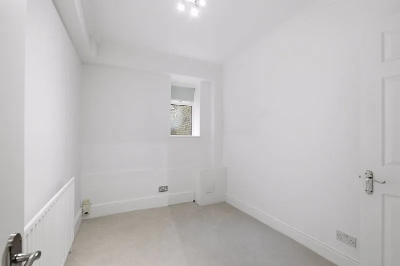 Crossfield Road, London NW3 4NT, photo 8