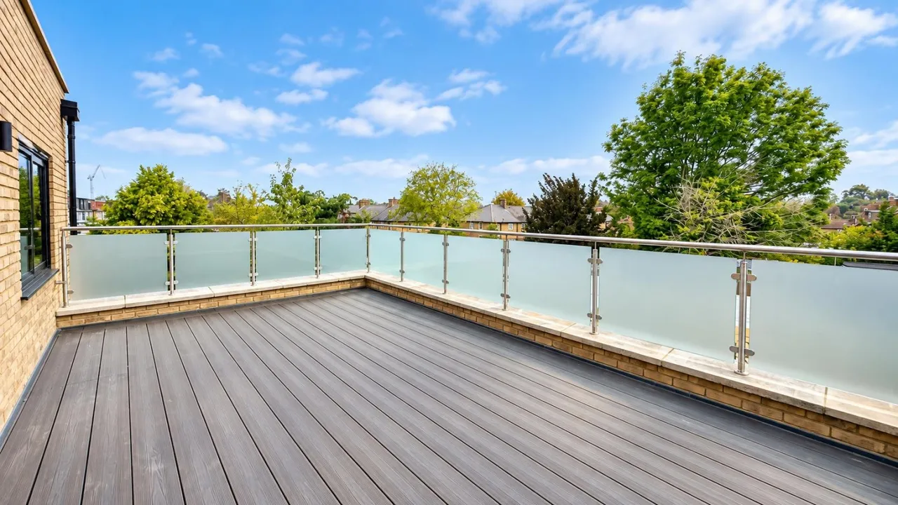 Hazelwood Avenue, Morden, SM4, photo 11