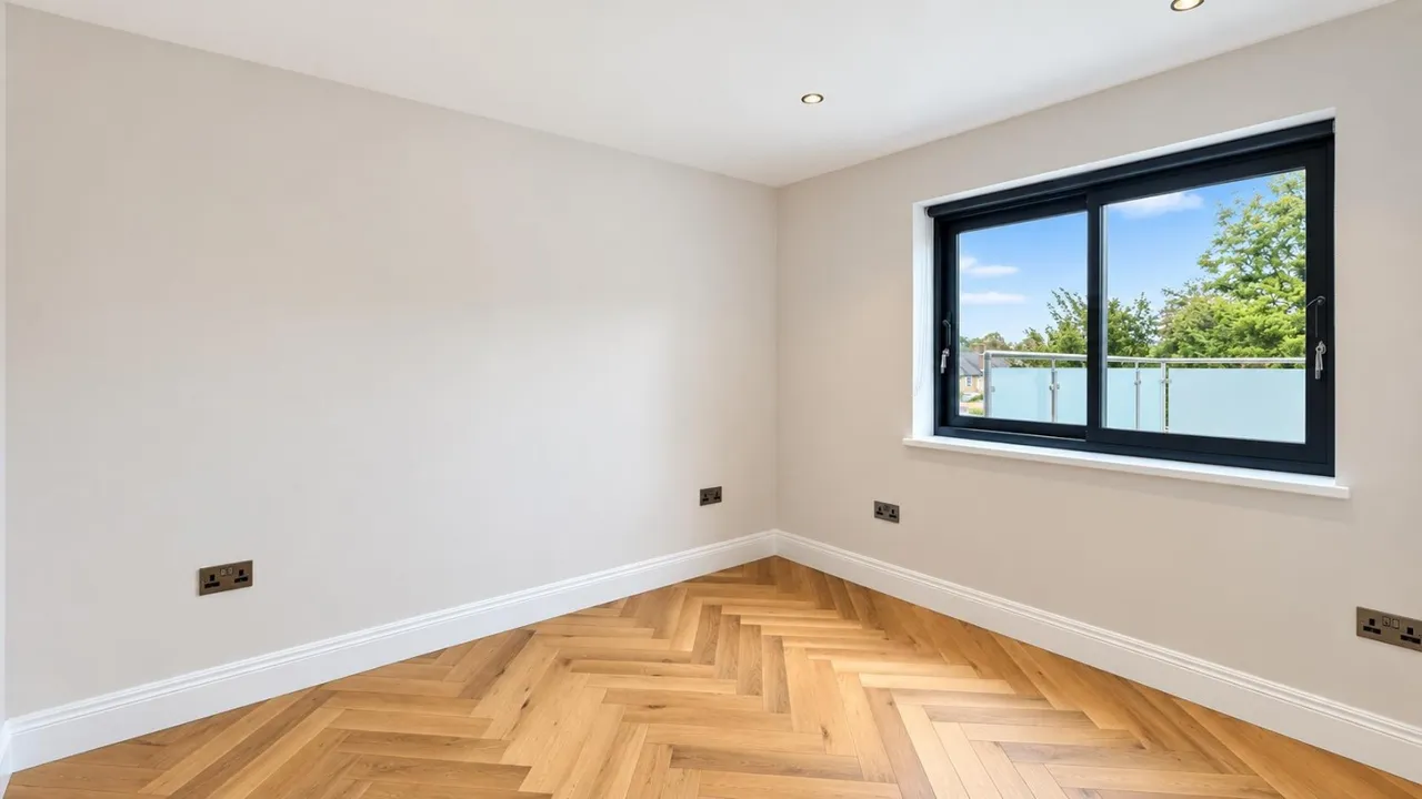 Hazelwood Avenue, Morden, SM4, photo 8