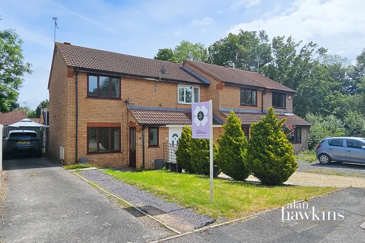 2 bed house to rent, Let, Register your interest, SN5