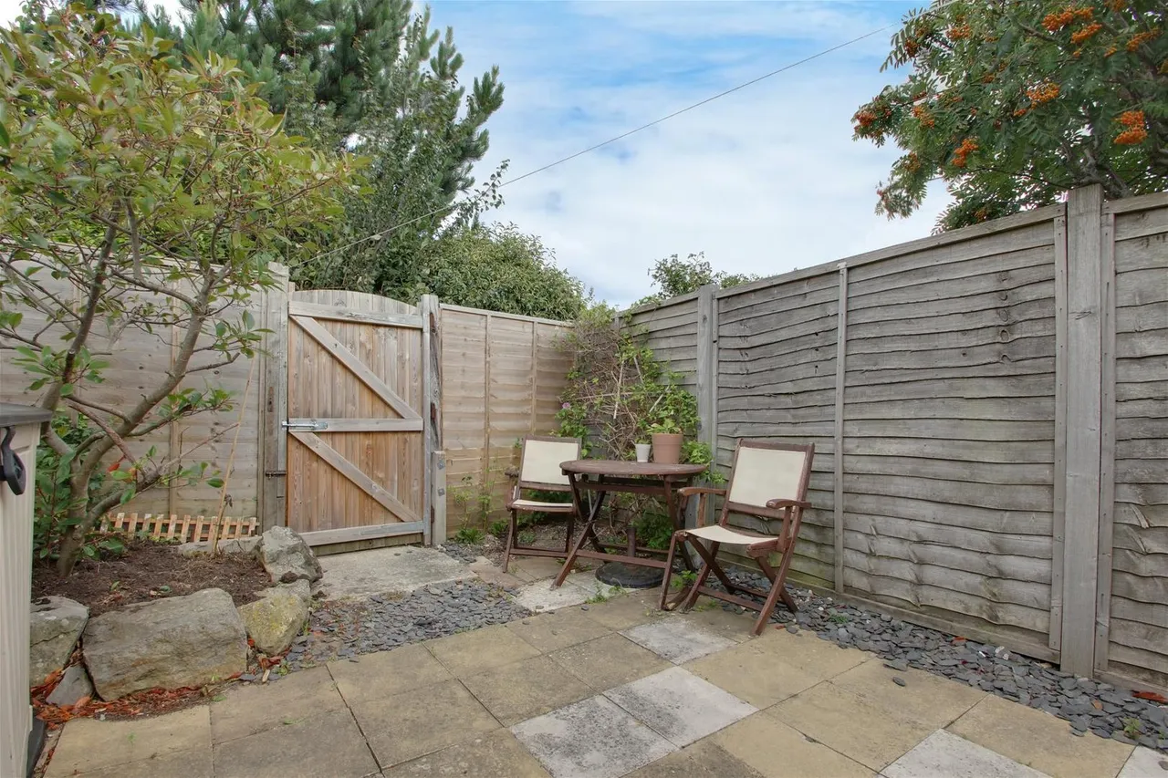 Mendip Road, Worthing, photo 12
