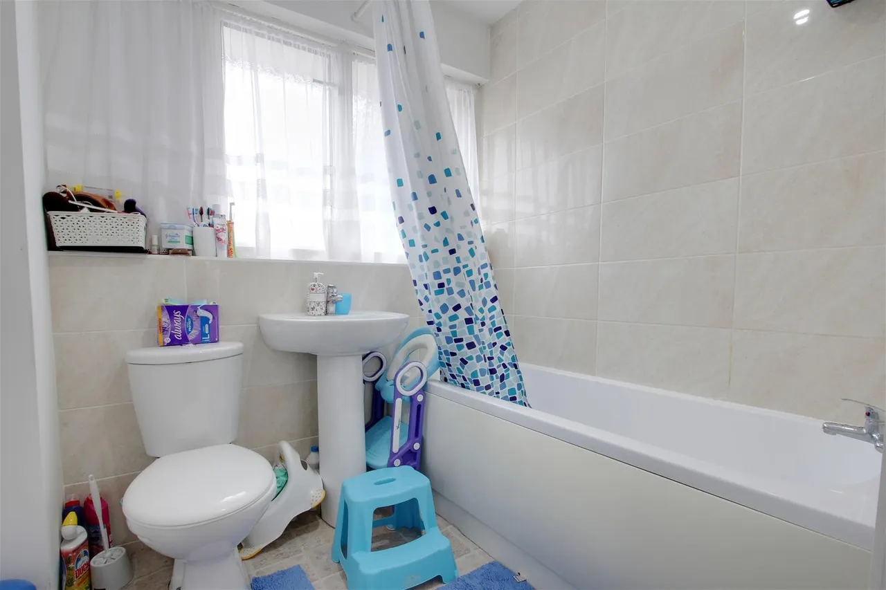 Mendip Road, Worthing, photo 11