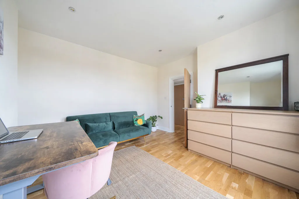 Footscray Road, London, SE9, photo 6