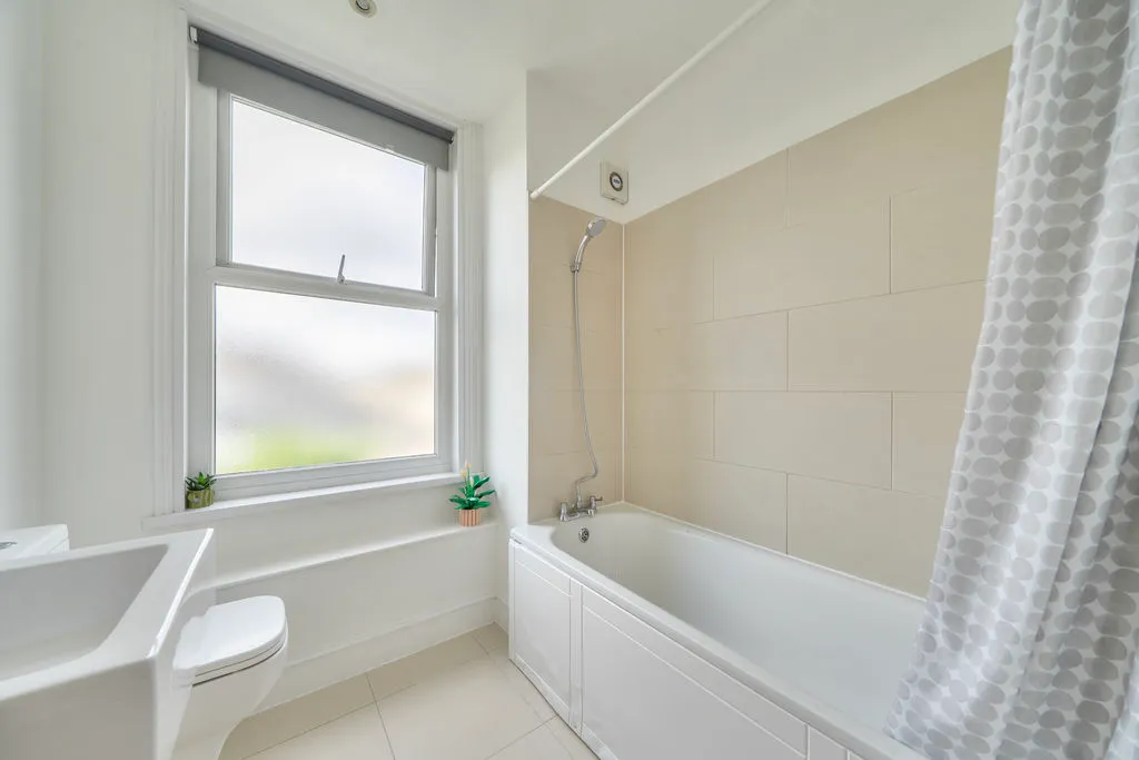 Footscray Road, London, SE9, photo 13