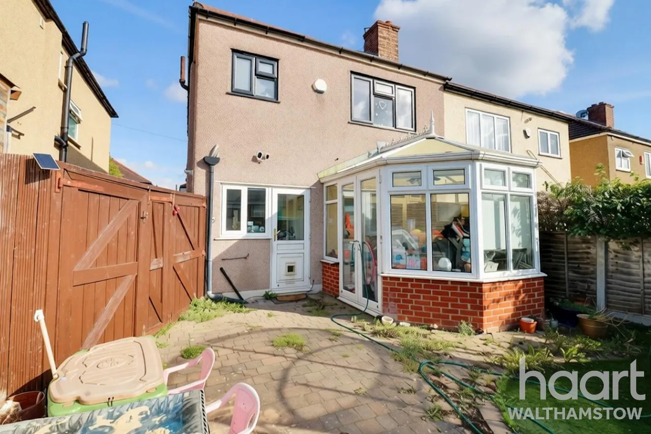 Queens Grove Road, Chingford, E4, photo 21
