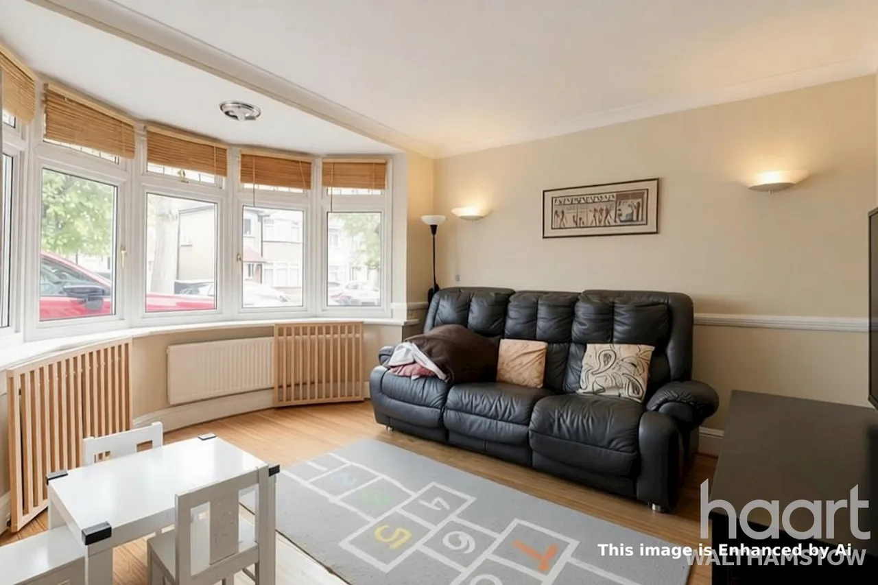Queens Grove Road, Chingford, E4, photo 2