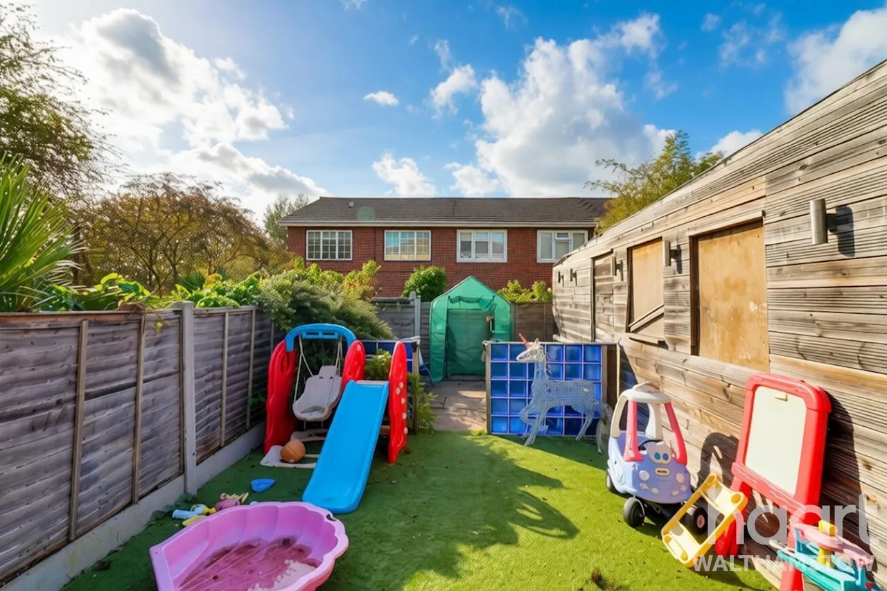 Queens Grove Road, Chingford, E4, photo 22
