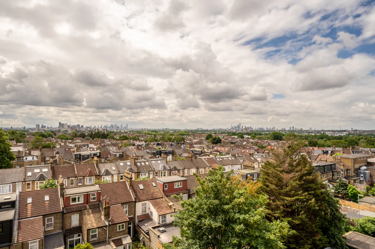 Flat 22, West Central Apartments, 8 Station Approach, Hoe Street, London, photo 11