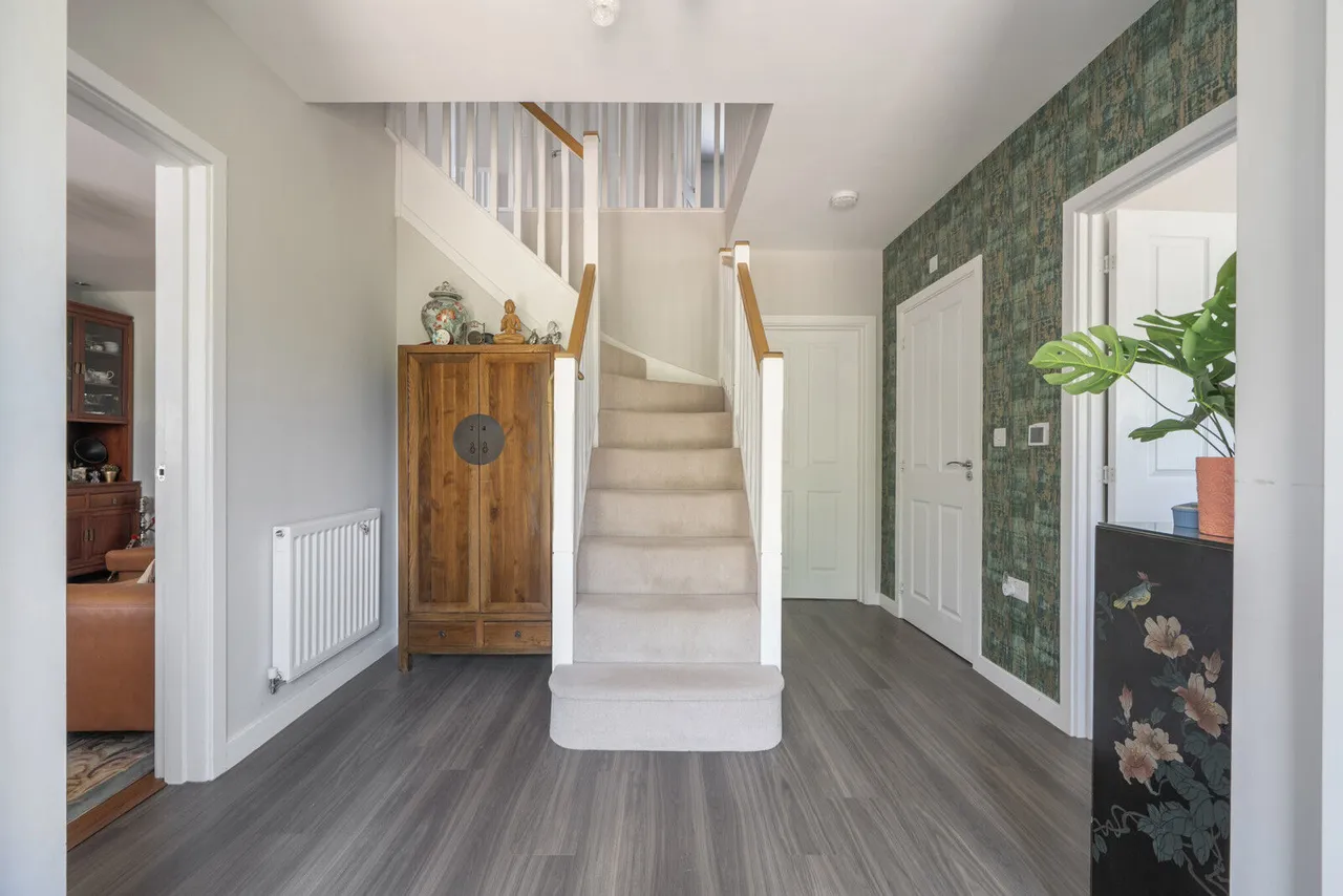 Honor Avenue, Burghfield Common, RG7, photo 2