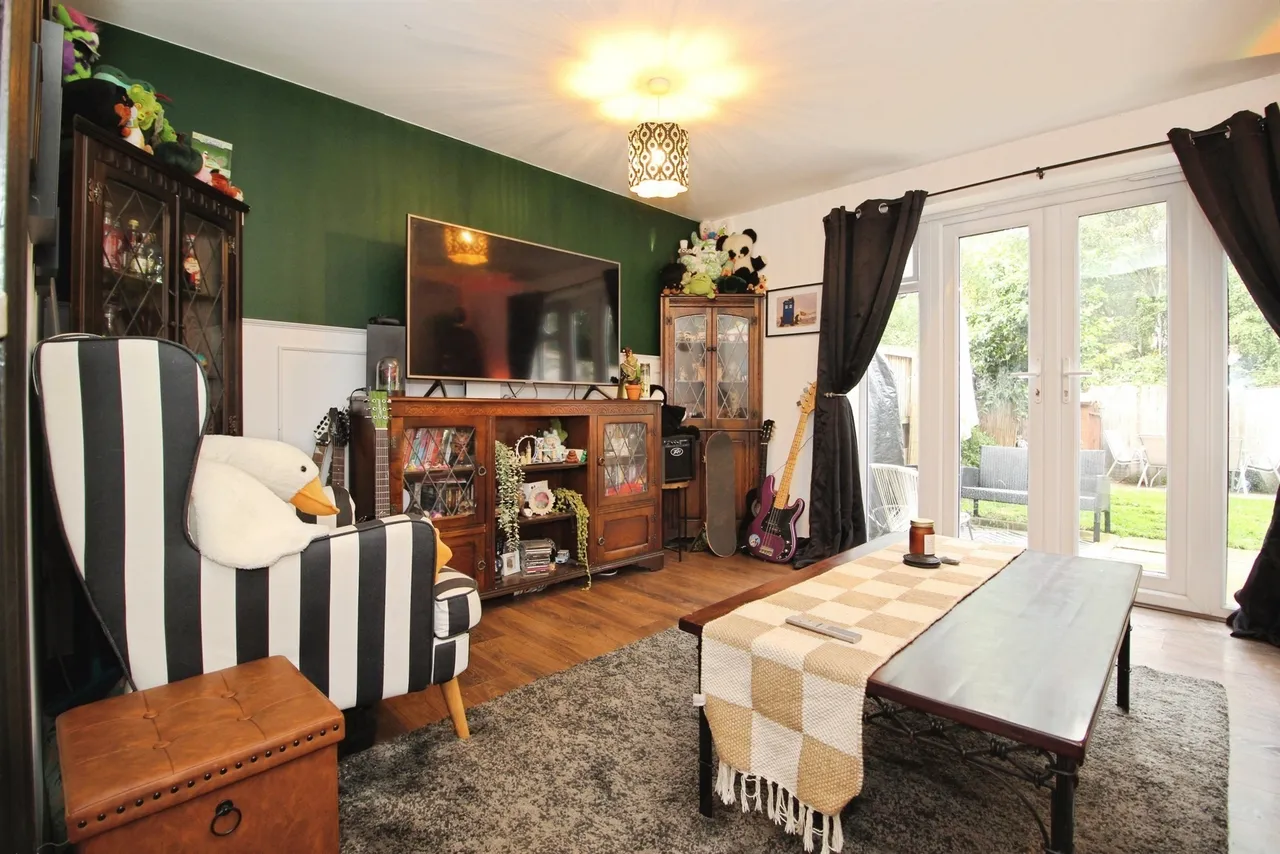 Pullman Crescent, LEEDS, photo 3
