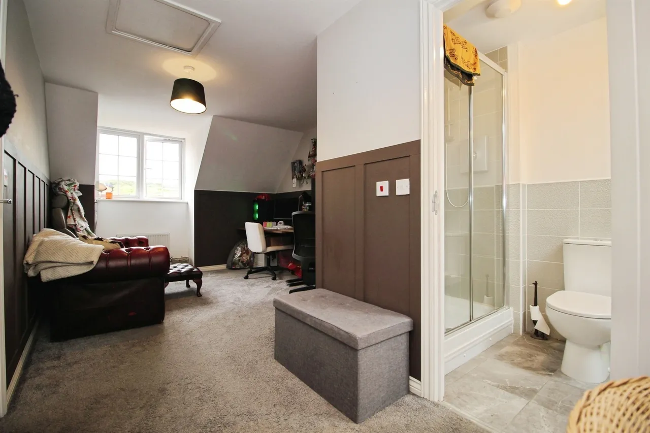 Pullman Crescent, LEEDS, photo 10