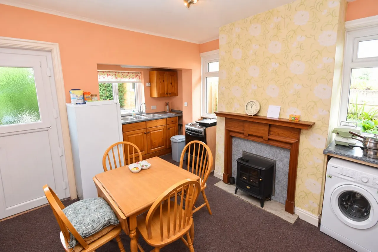 Riddlesden, Keighley, West Yorkshire, photo 4