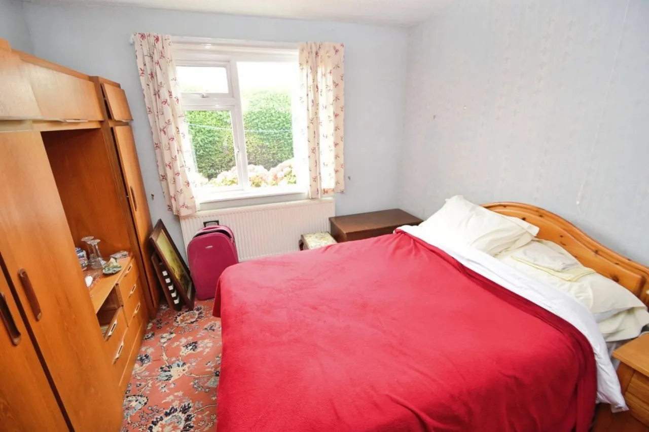 Riddlesden, Keighley, West Yorkshire, photo 9