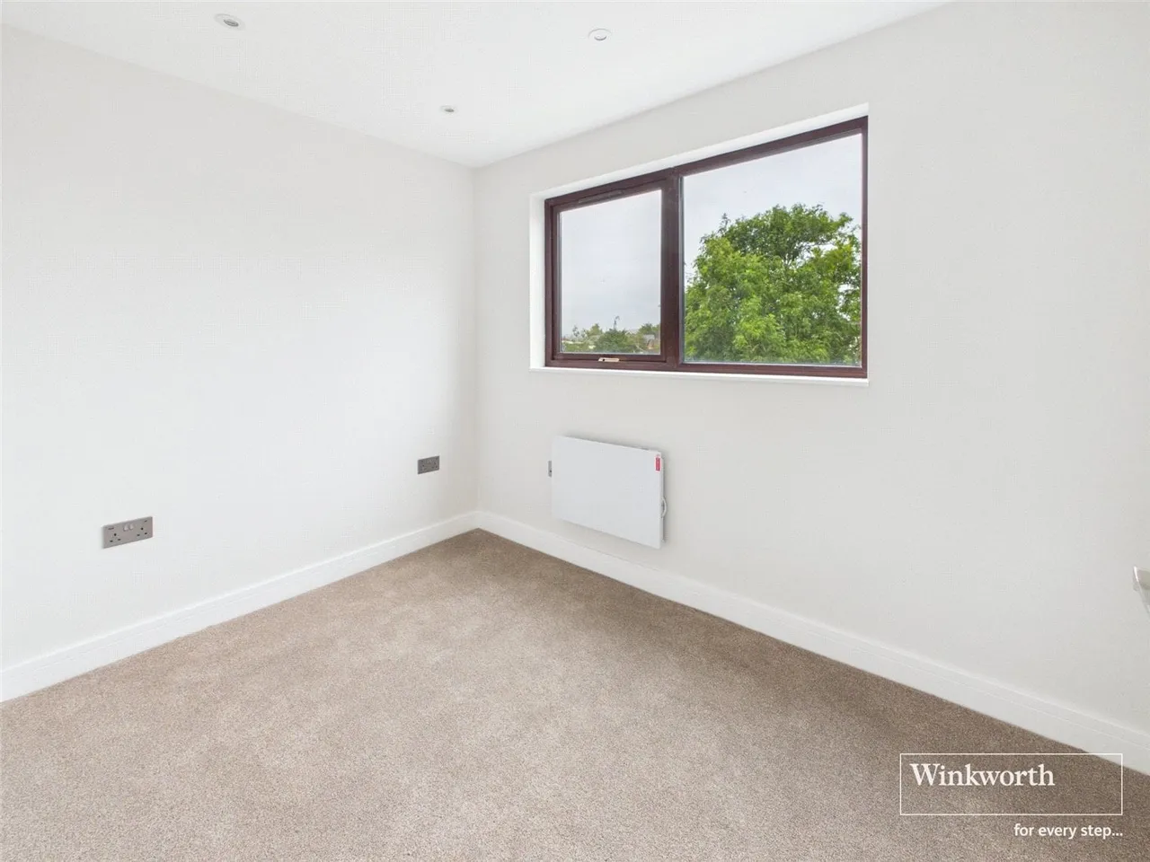 Greenham Road, Newbury, Berkshire, RG14, photo 5