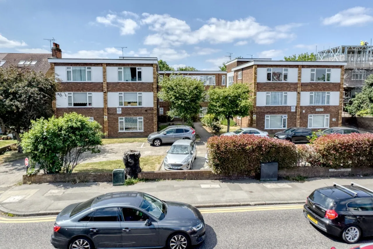 Highstone Court, Wanstead, photo 9
