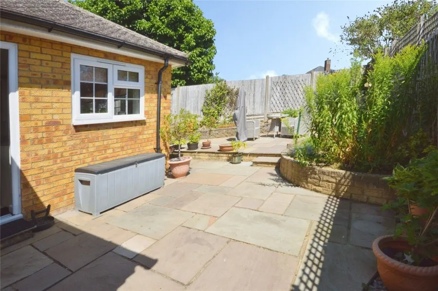 Bungalow Under Offer with 2 bedrooms in Stansted, CM24, photo 15