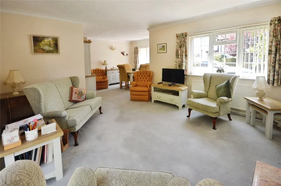 Bungalow Under Offer with 2 bedrooms in Stansted, CM24, photo 3