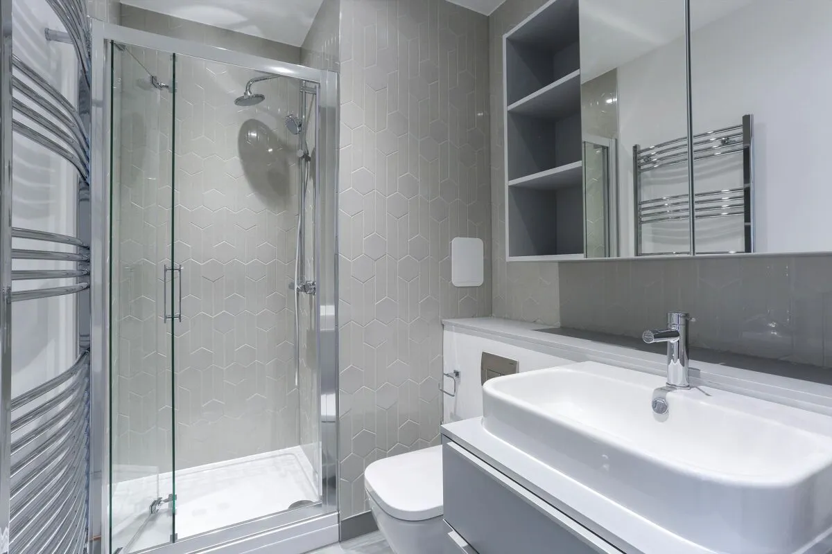 Wales Farm Road, London, W3, photo 5