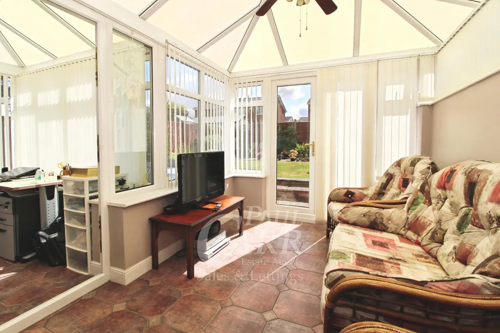 High Croft, Aldridge, WS9, photo 6