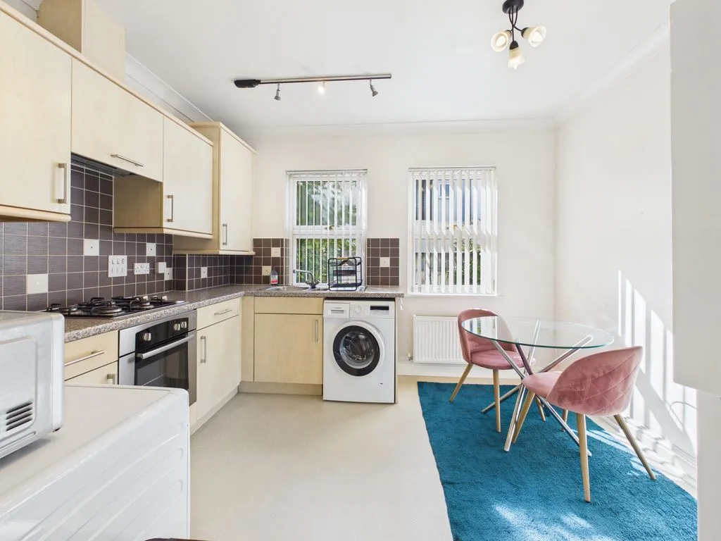 Calver Close, Penryn, TR10, photo 2