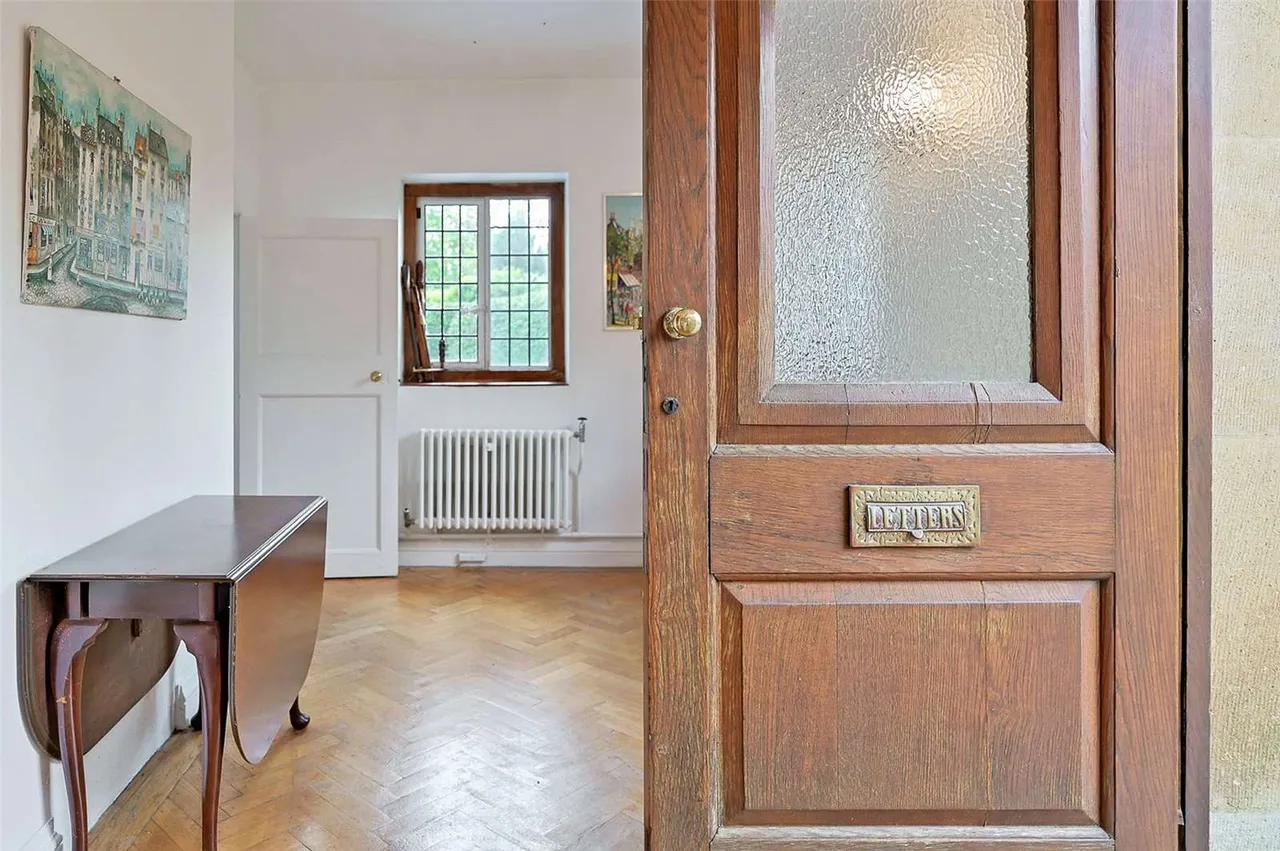 Ridgemead Road, Englefield Green, Surrey, TW20 0YD, photo 12