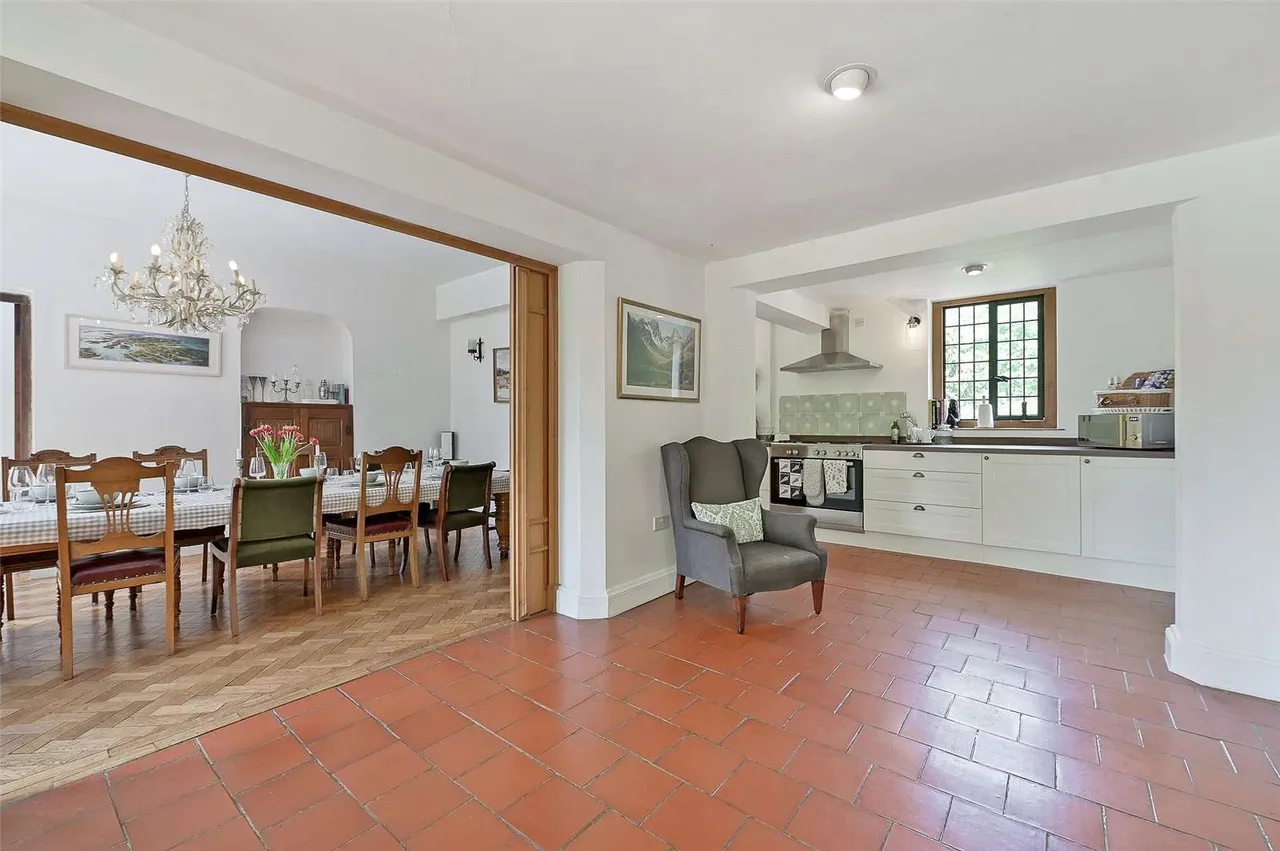 Ridgemead Road, Englefield Green, Surrey, TW20 0YD, photo 11