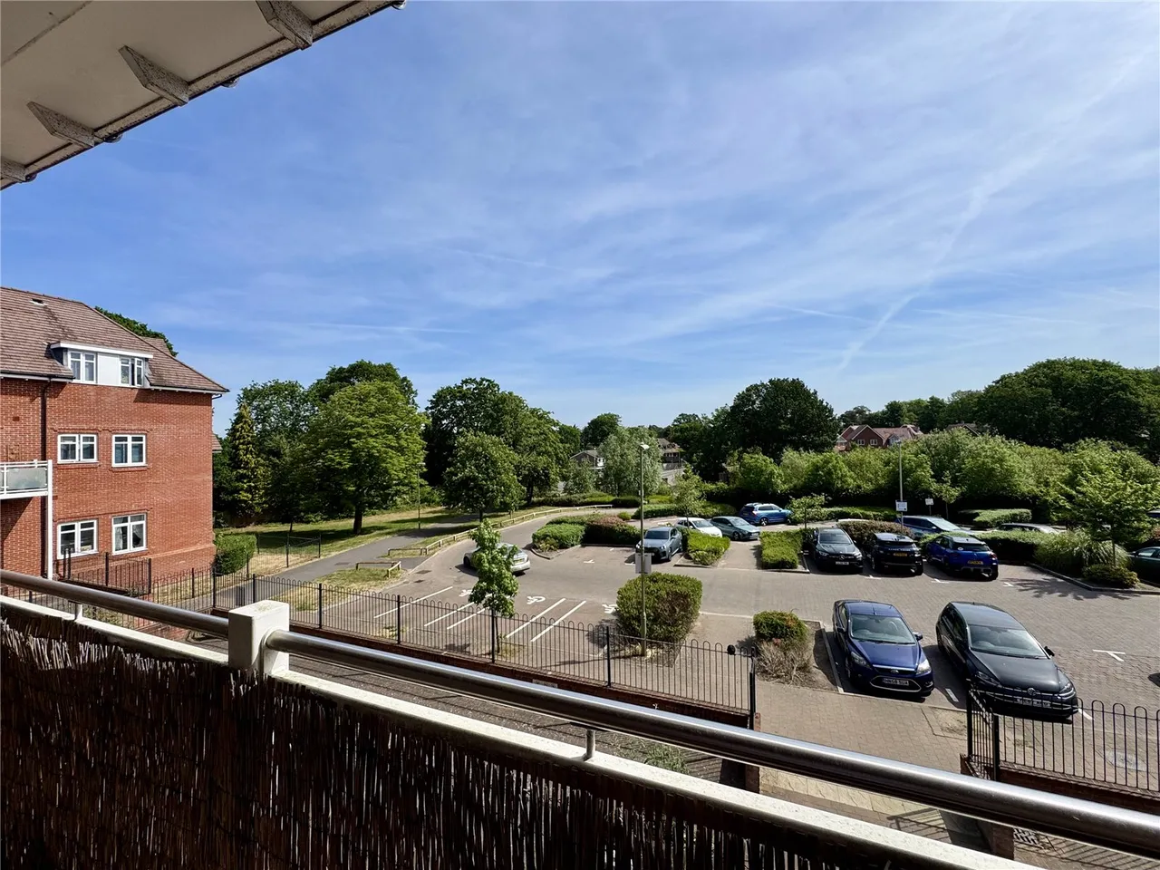 Jubilee Drive, Church Crookham, Fleet, GU52 8AY, photo 12
