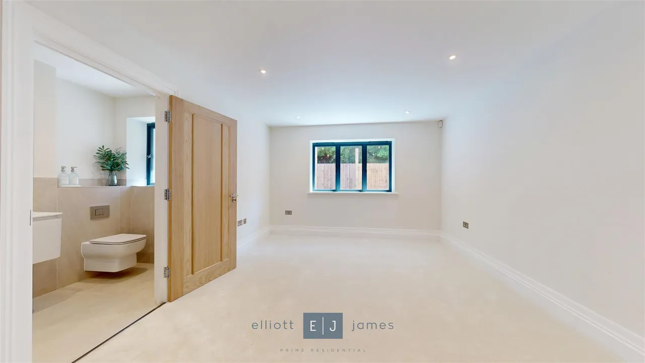 Mott Street, High Beech, IG10, photo 4