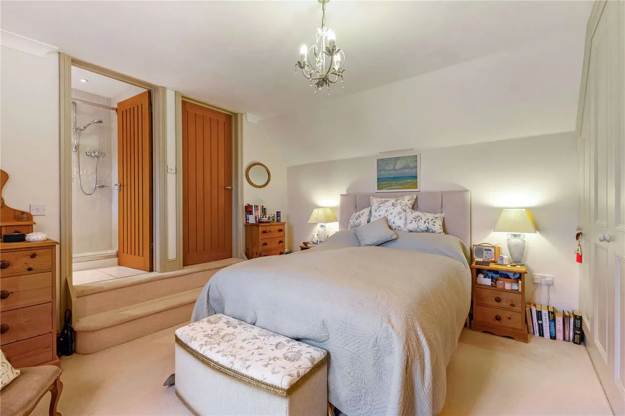 Broadwell, Moreton-in-Marsh, Gloucestershire, GL56 0UF, photo 6