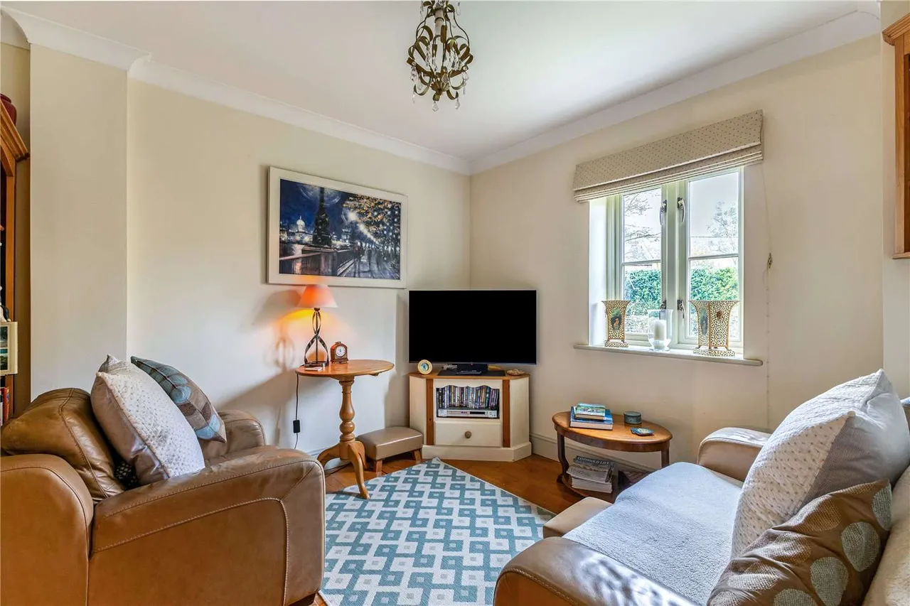 Broadwell, Moreton-in-Marsh, Gloucestershire, GL56 0UF, photo 5