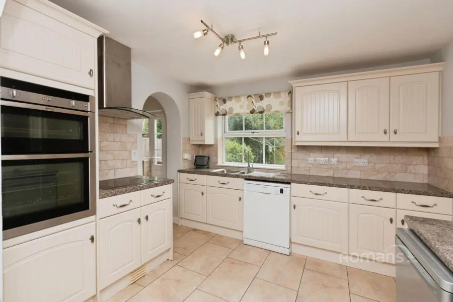 Constable Way, College Town, GU47, photo 2