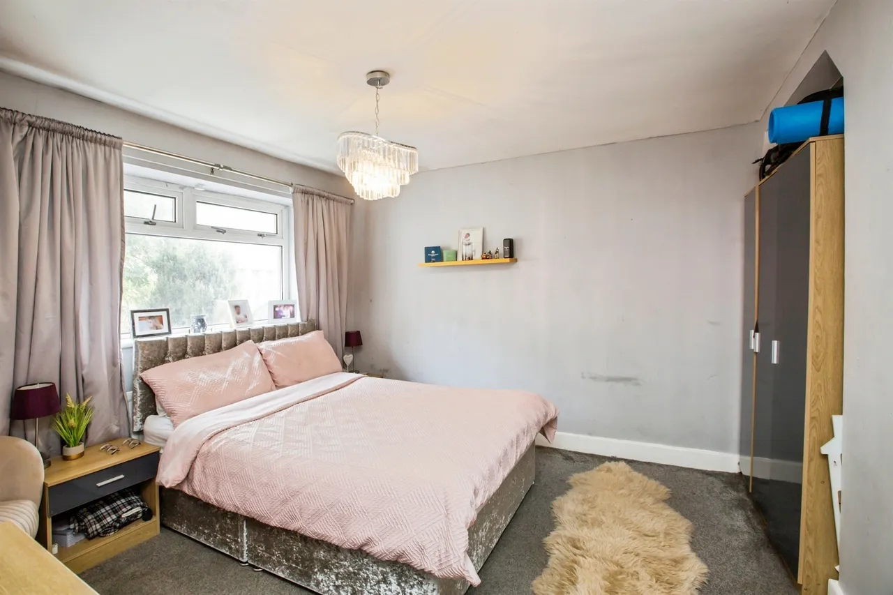 Dodge Holme Drive, Halifax, HX2, photo 6