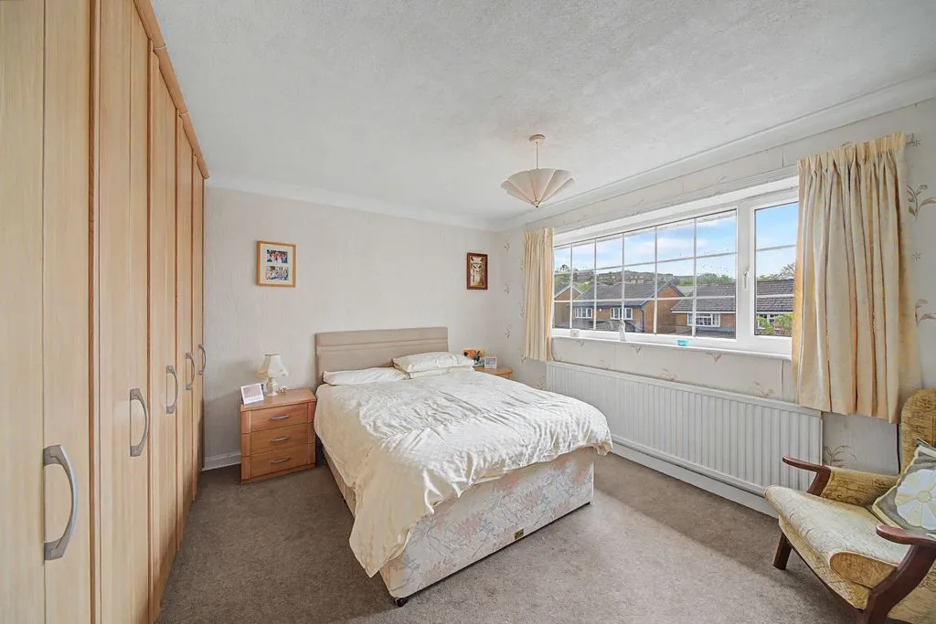 Brentwood Close Smithy Bridge, Littleborough OL15 0ND, photo 15